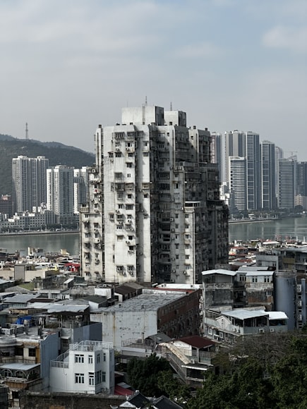 香港进口显卡的关税与税收政策